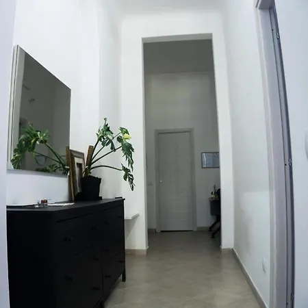 Cosmo Bed & Breakfast 4*