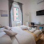 Cosmo 4*